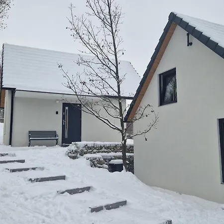 Brzuchem Do Gory Holiday home Chocieszow