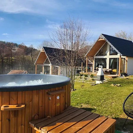 Brzuchem Do Gory Holiday home Chocieszow